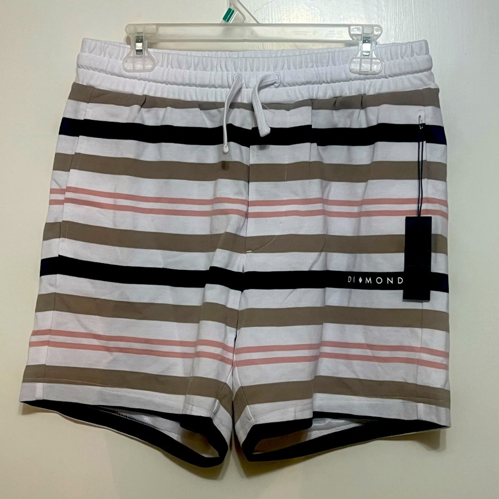 Diamond supply shorts NWT